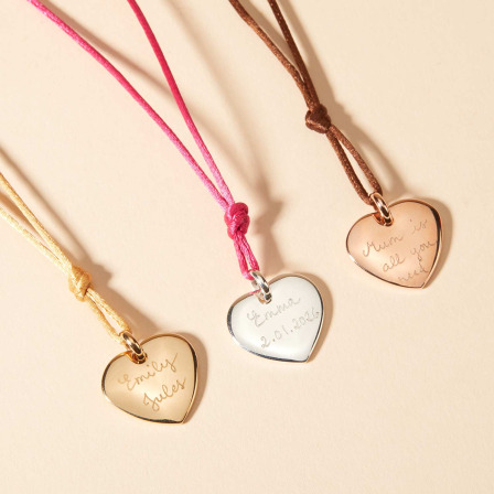 Collar personalizado con corazón y cordón de satén  Merci Maman