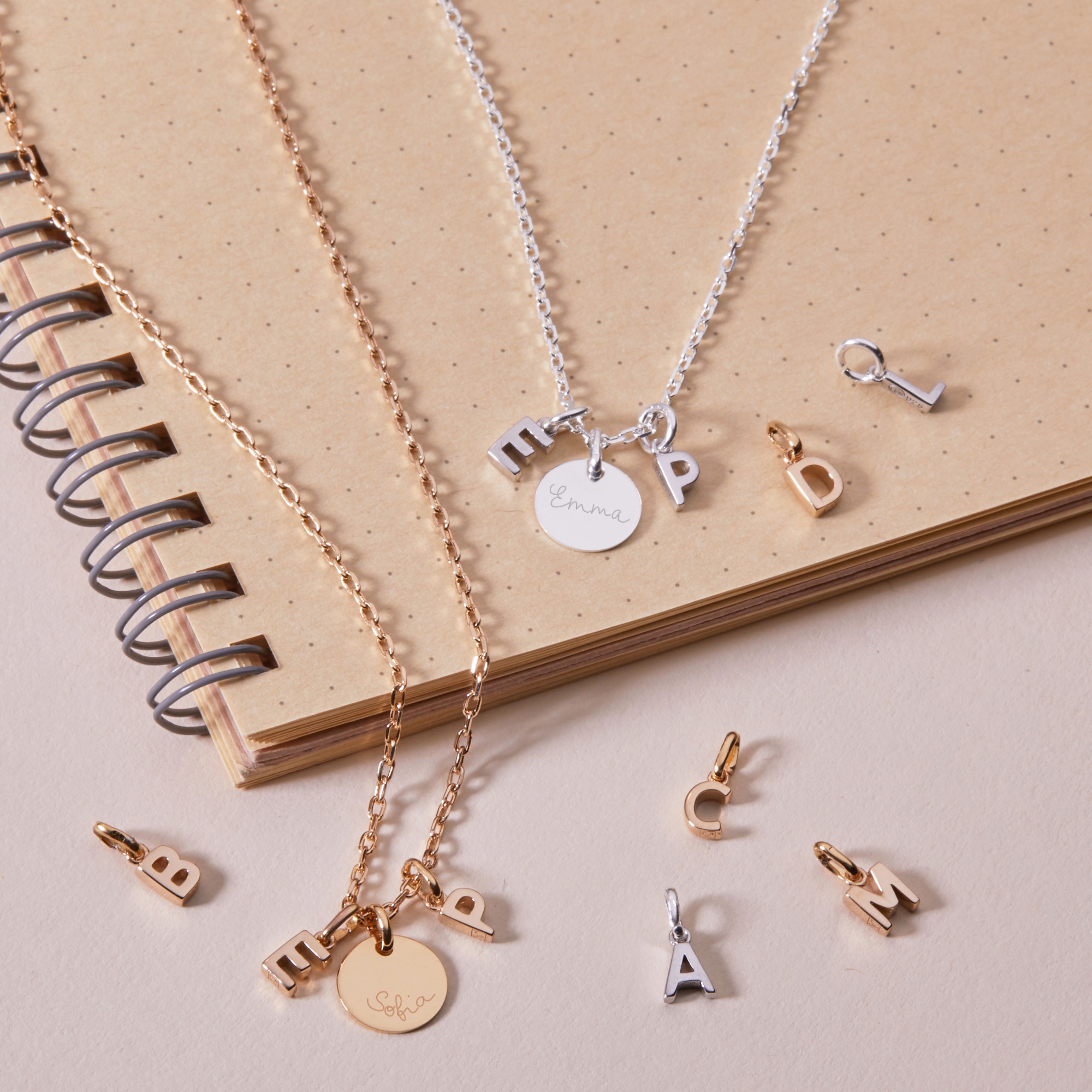 Collier personnalisé Mini Alphabet