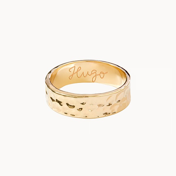 Anello personalizzato martellato